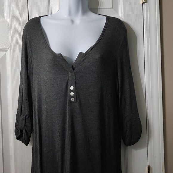 Cha Cha Vente heather gray shark bite style tunic top  with pockets Sz L - Picture 3 of 5